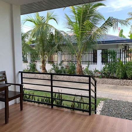 Palm Tree Lodge 莫阿尔博阿 外观 照片