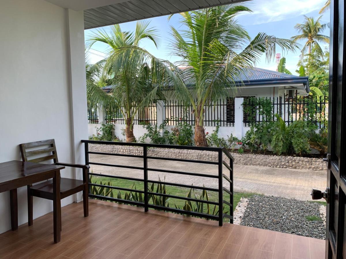 Palm Tree Lodge 莫阿尔博阿 外观 照片